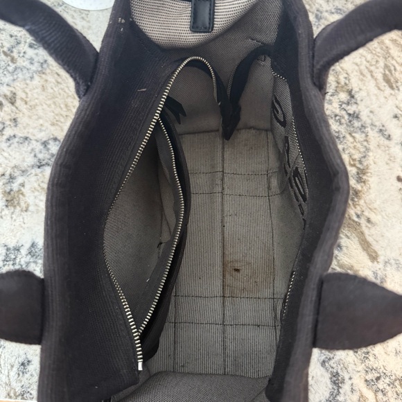 Marc Jacob’s The Tote Bag Medium - Picture 4 of 4